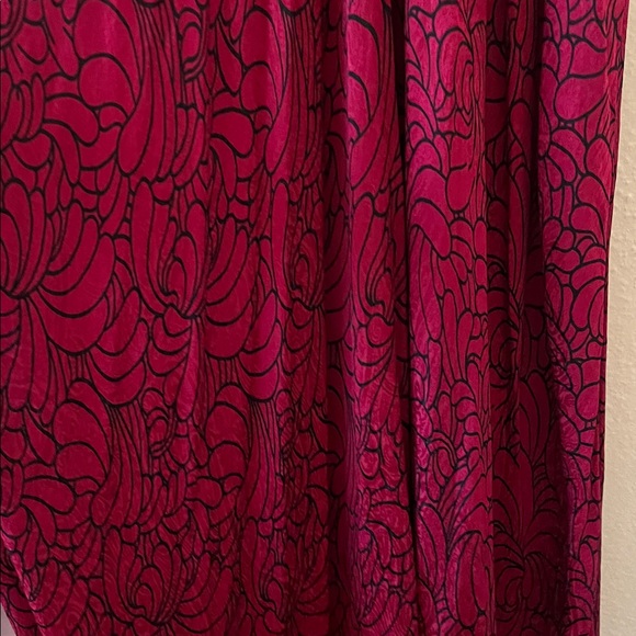 Elegant Silk Red Patterned Women's Dress - Picture 2 of 4
